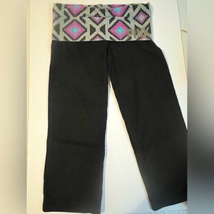 VS PINK XS Yoga Capris